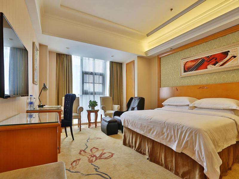 Vienna Hotel Wuhan International Convention And Exhibition Centre エクステリア 写真